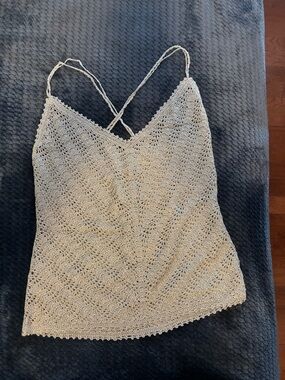 V-Neck Tank Top - Champagne shimmer color